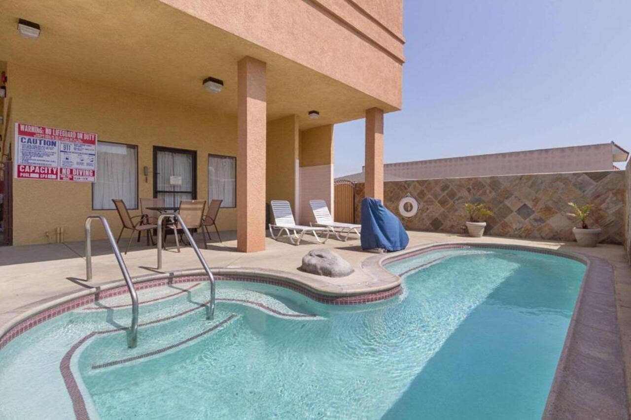 Quality Inn & Suites Huntington Beach Ngoại thất bức ảnh