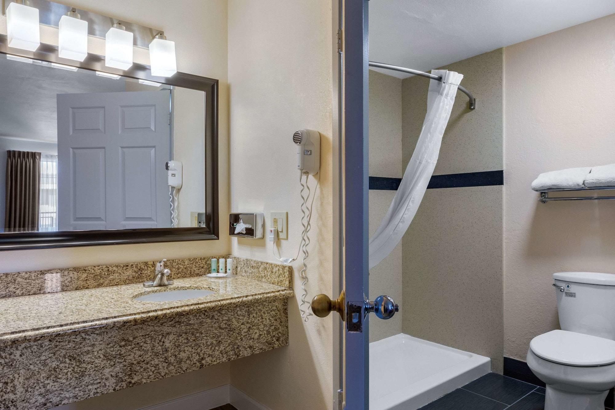 Quality Inn & Suites Huntington Beach Ngoại thất bức ảnh