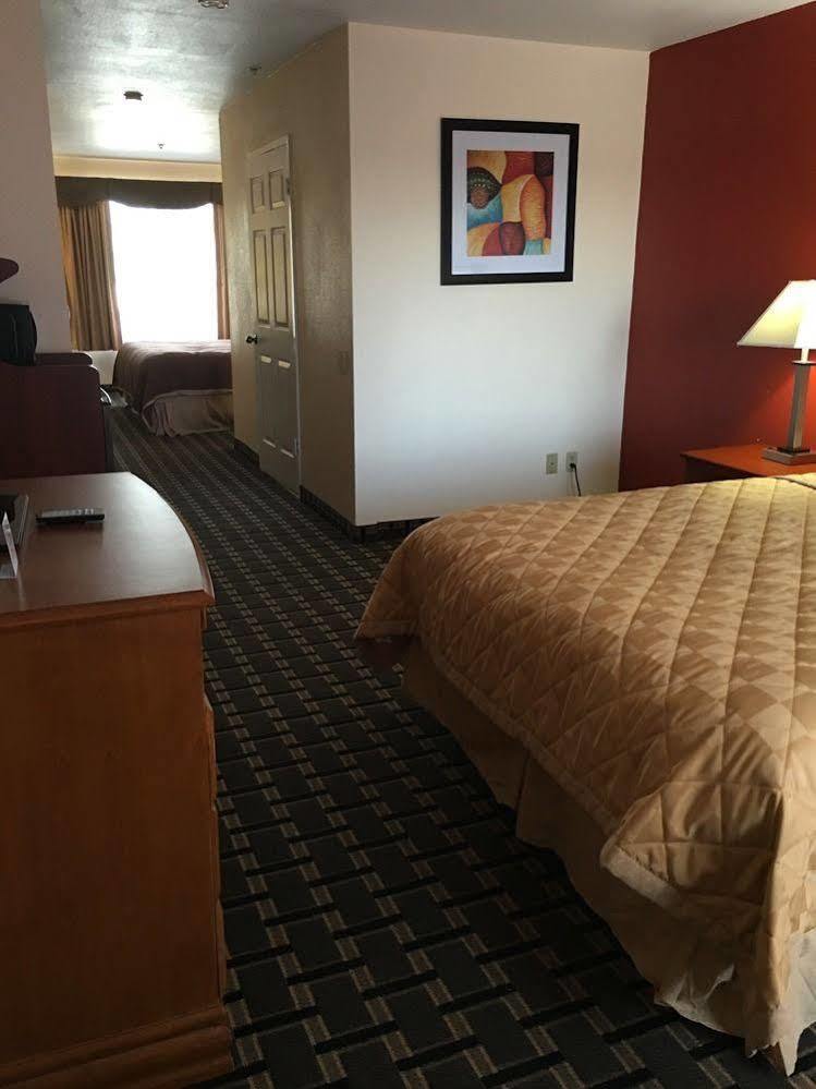 Quality Inn & Suites Huntington Beach Ngoại thất bức ảnh