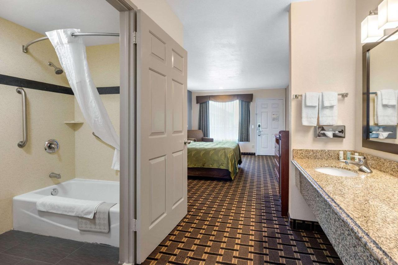 Quality Inn & Suites Huntington Beach Ngoại thất bức ảnh