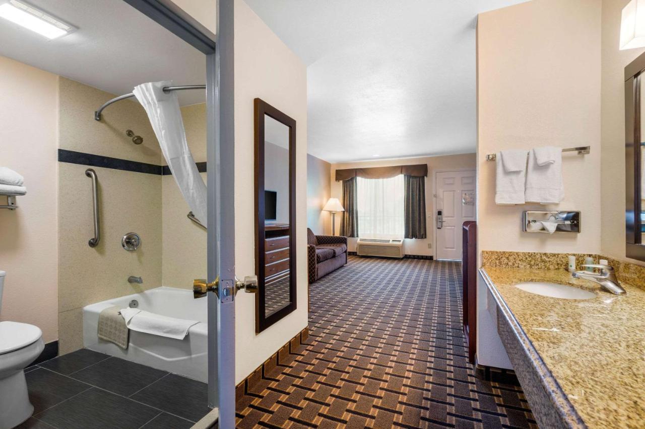 Quality Inn & Suites Huntington Beach Ngoại thất bức ảnh